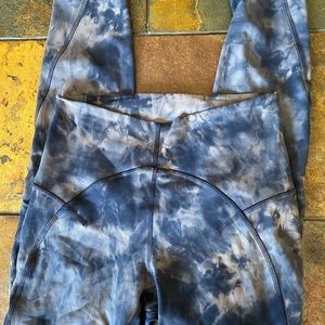 Lululemon,Diamond Dye Lunar Rock True Navy, Unlimit High-Rise tight 25”